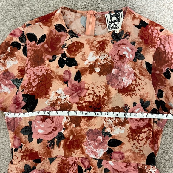 Tiered Floral Maxi Dress - Picture 8 of 10